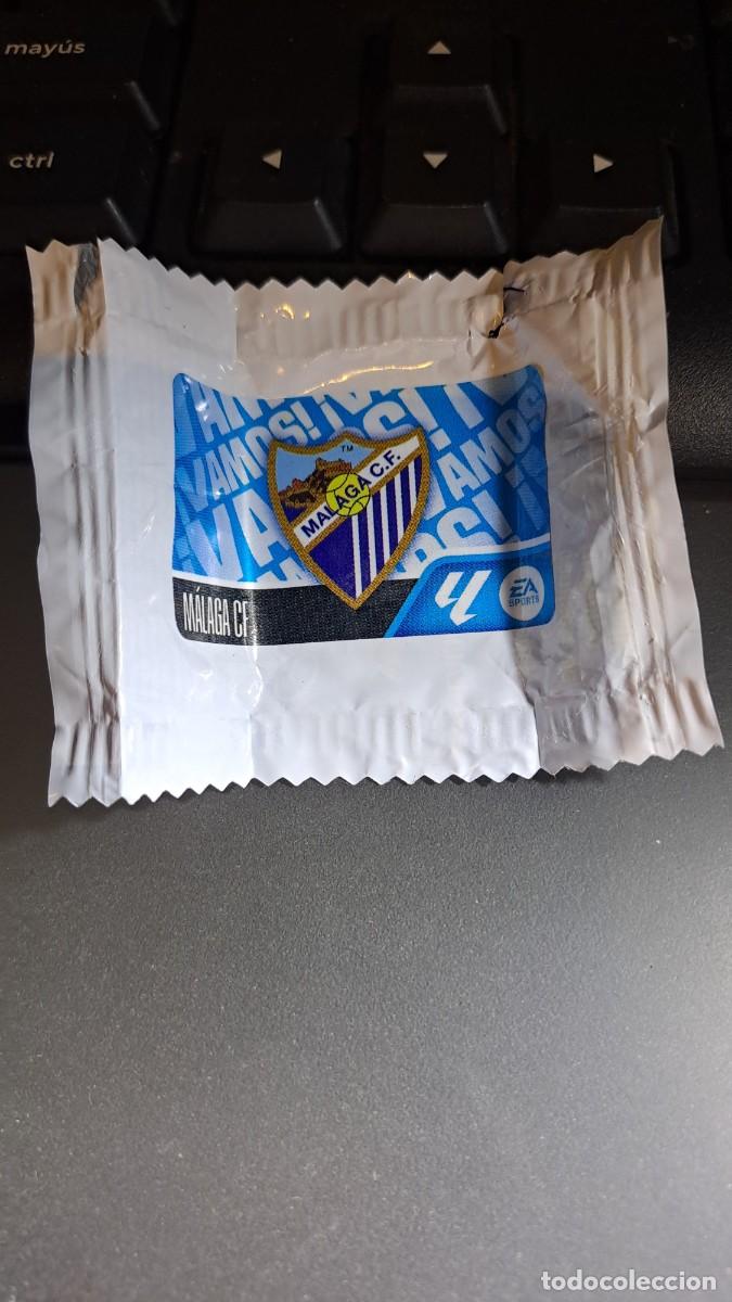 Coleccionismo cromos antiguos: CROMO ESCUDO MALAGA CHICLE LIGA 2026 2027 26 27 ESTE PANINI NUNCA PEGADO