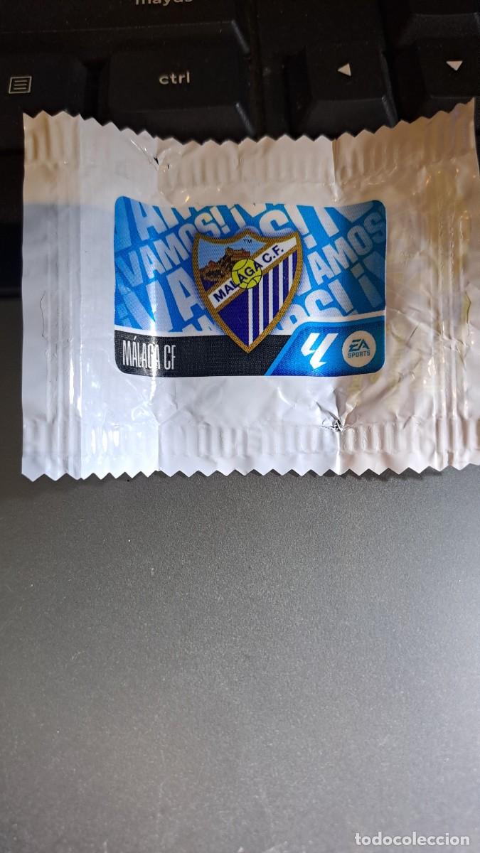 Coleccionismo cromos antiguos: CROMO ESCUDO MALAGA CHICLE LIGA 2026 2027 26 27 ESTE PANINI NUNCA PEGADO