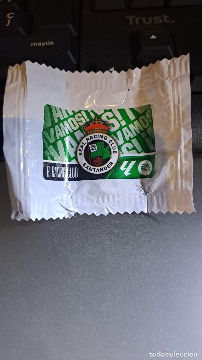 Coleccionismo cromos antiguos: CROMO ESCUDO RACING DE SANTANDER CHICLE LIGA 2026 2027 26 27 ESTE PANINI NUNCA PEGADO