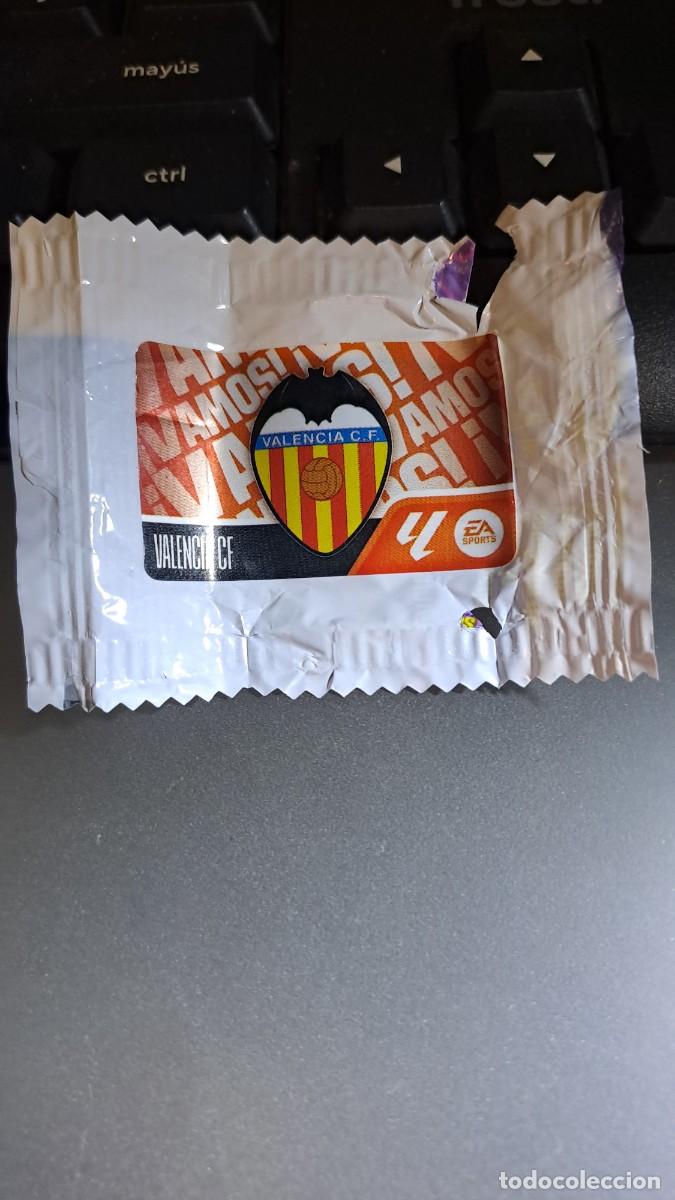Coleccionismo cromos antiguos: CROMO ESCUDO VALENCIA CHICLE LIGA 2026 2027 26 27 ESTE PANINI NUNCA PEGADO