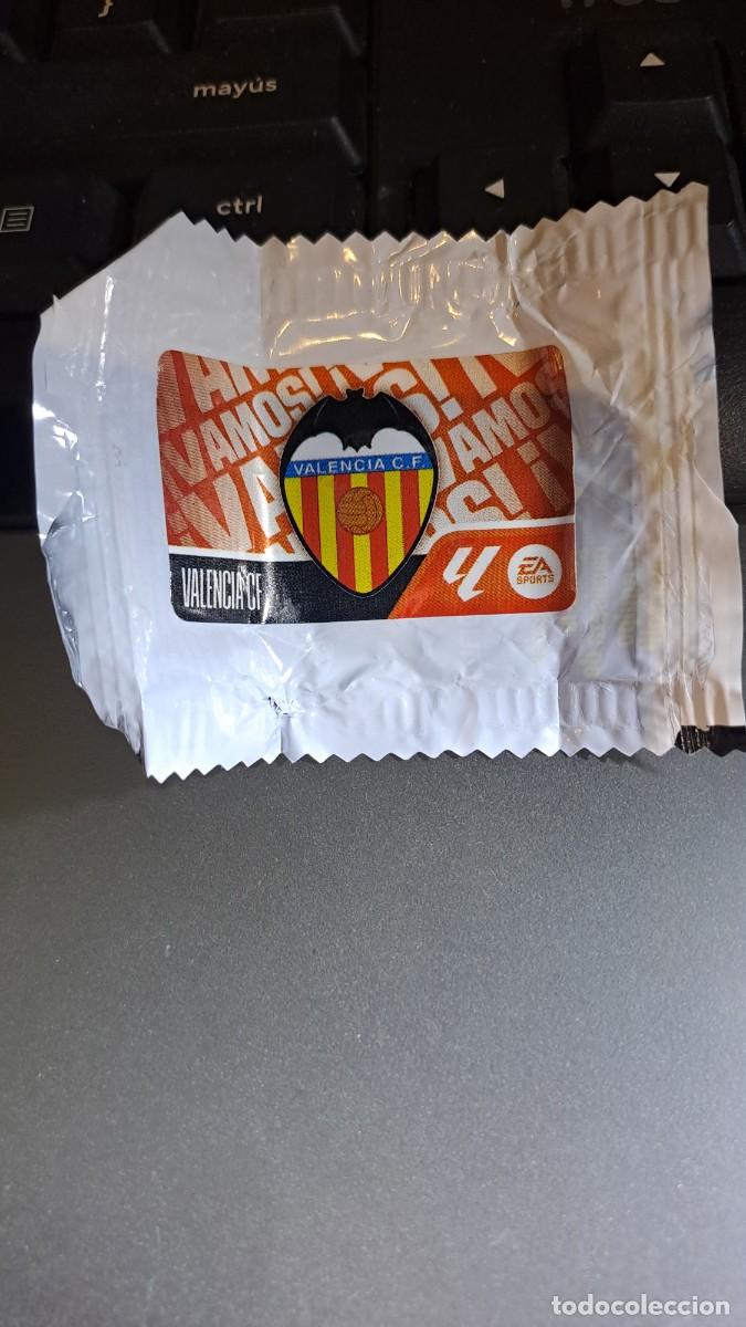 Coleccionismo cromos antiguos: CROMO ESCUDO VALENCIA CHICLE LIGA 2026 2027 26 27 ESTE PANINI NUNCA PEGADO