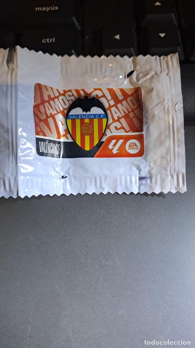 Coleccionismo cromos antiguos: CROMO ESCUDO VALENCIA CHICLE LIGA 2026 2027 26 27 ESTE PANINI NUNCA PEGADO