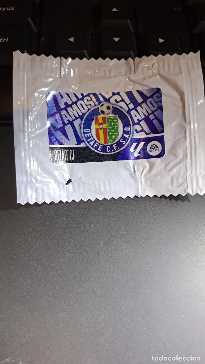 Coleccionismo cromos antiguos: CROMO ESCUDO GETAFE CHICLE LIGA 2026 2027 26 27 ESTE PANINI NUNCA PEGADO