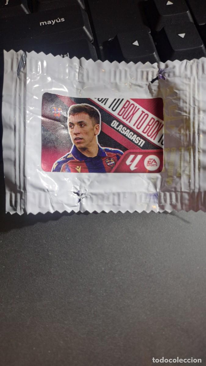 Coleccionismo cromos antiguos: CROMO OLASAGASTI BOX TO BOX LEVANTE CHICLE LIGA 2026 2027 26 27 ESTE PANINI NUNCA PEGADO