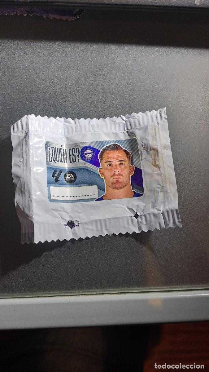 Coleccionismo cromos antiguos: CROMO TONI MARTINEZ &iquest;QUIEN ES? ALAVES CHICLE LIGA 2026 2027 26 27 ESTE PANINI NUNCA PEGADO
