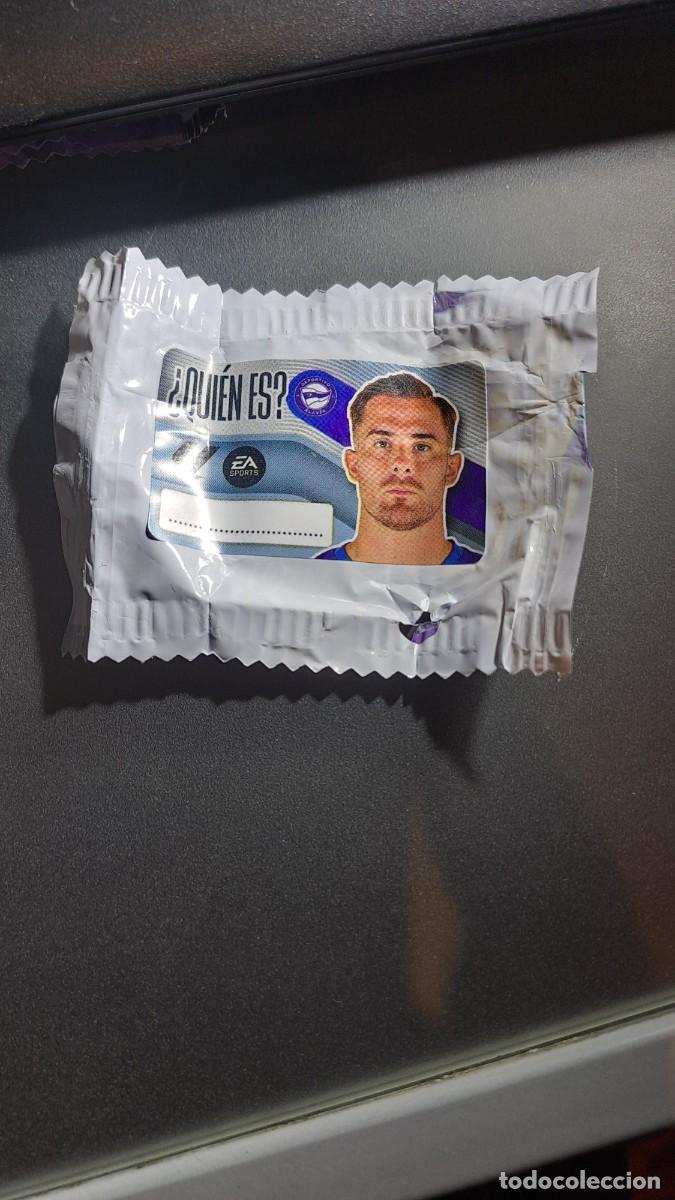 Coleccionismo cromos antiguos: CROMO TONI MARTINEZ &iquest;QUIEN ES? ALAVES CHICLE LIGA 2026 2027 26 27 ESTE PANINI NUNCA PEGADO