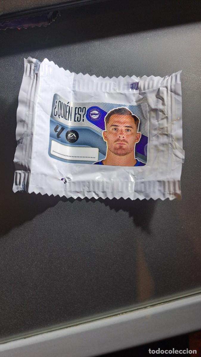 Coleccionismo cromos antiguos: CROMO TONI MARTINEZ &iquest;QUIEN ES? ALAVES CHICLE LIGA 2026 2027 26 27 ESTE PANINI NUNCA PEGADO