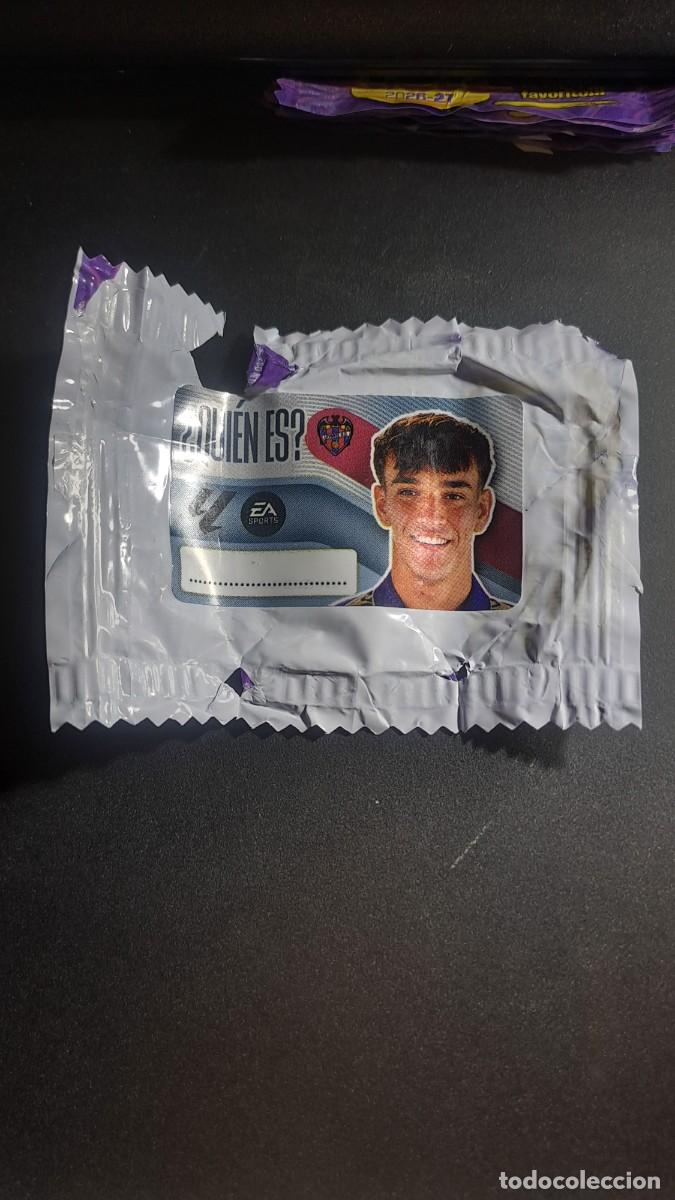 Coleccionismo cromos antiguos: CROMO CARLOS ESPI &iquest;QUIEN ES? LEVANTE CHICLE LIGA 2026 2027 26 27 ESTE PANINI NUNCA PEGADO