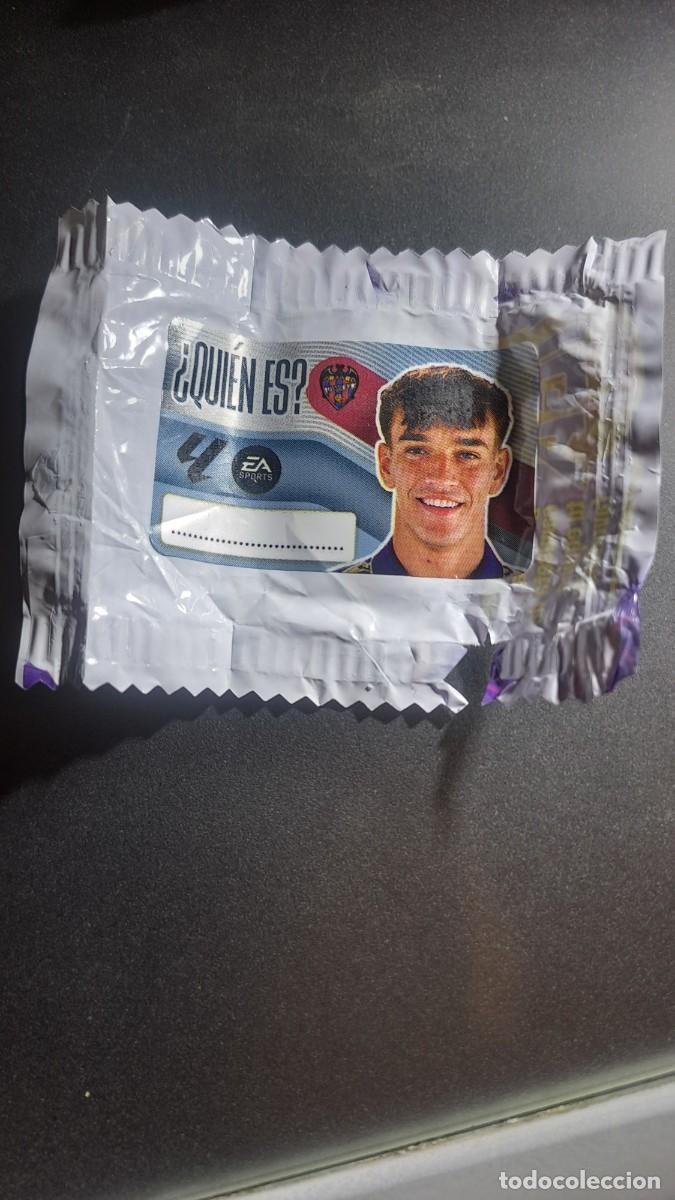 Coleccionismo cromos antiguos: CROMO CARLOS ESPI &iquest;QUIEN ES? LEVANTE CHICLE LIGA 2026 2027 26 27 ESTE PANINI NUNCA PEGADO
