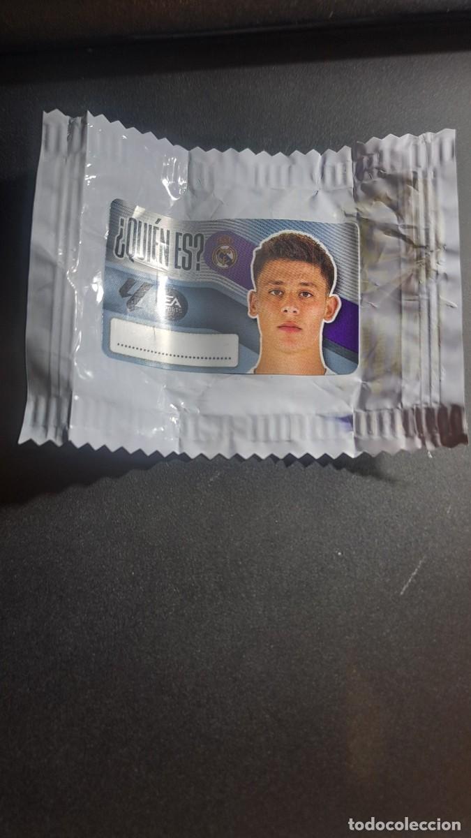 Coleccionismo cromos antiguos: CROMO GULER &iquest;QUIEN ES? REAL MADRID CHICLE LIGA 2026 2027 26 27 ESTE PANINI NUNCA PEGADO