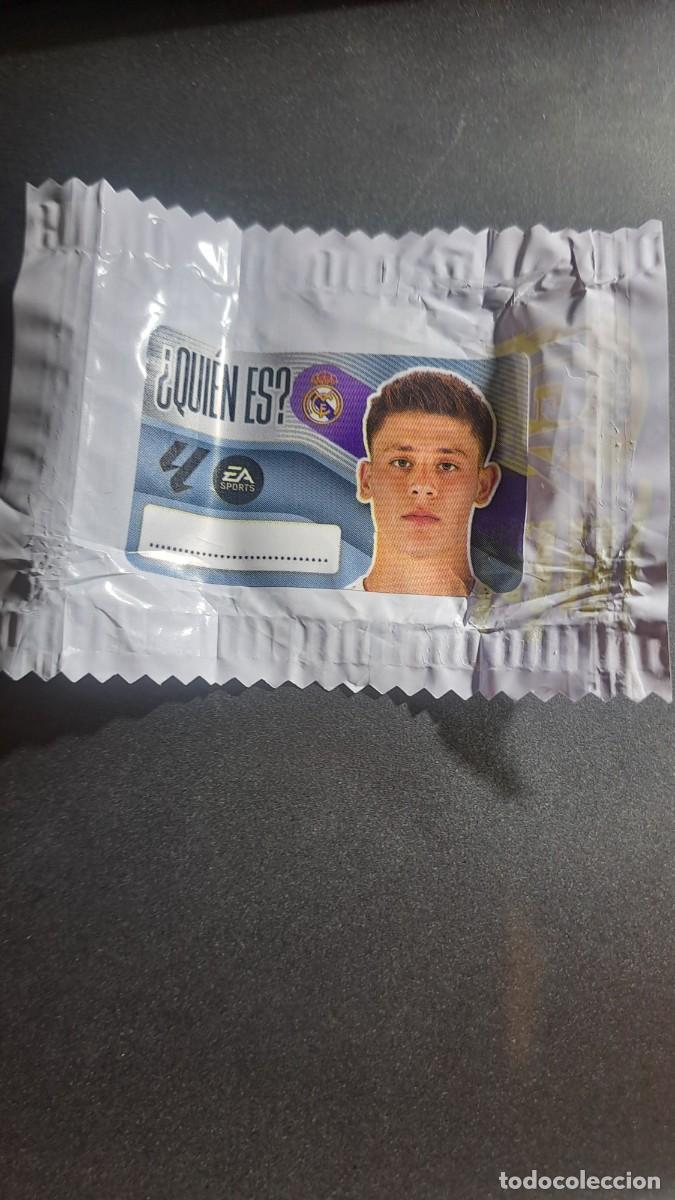 Coleccionismo cromos antiguos: CROMO GULER &iquest;QUIEN ES? REAL MADRID CHICLE LIGA 2026 2027 26 27 ESTE PANINI NUNCA PEGADO