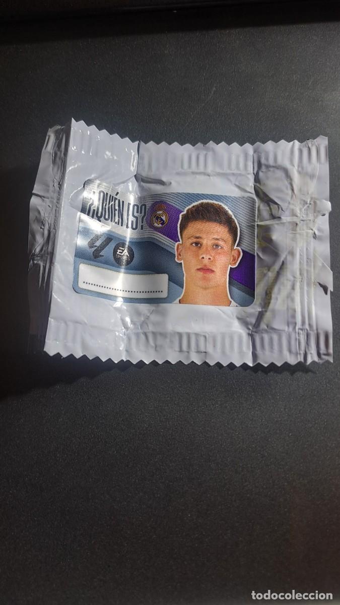 Coleccionismo cromos antiguos: CROMO GULER &iquest;QUIEN ES? REAL MADRID CHICLE LIGA 2026 2027 26 27 ESTE PANINI NUNCA PEGADO