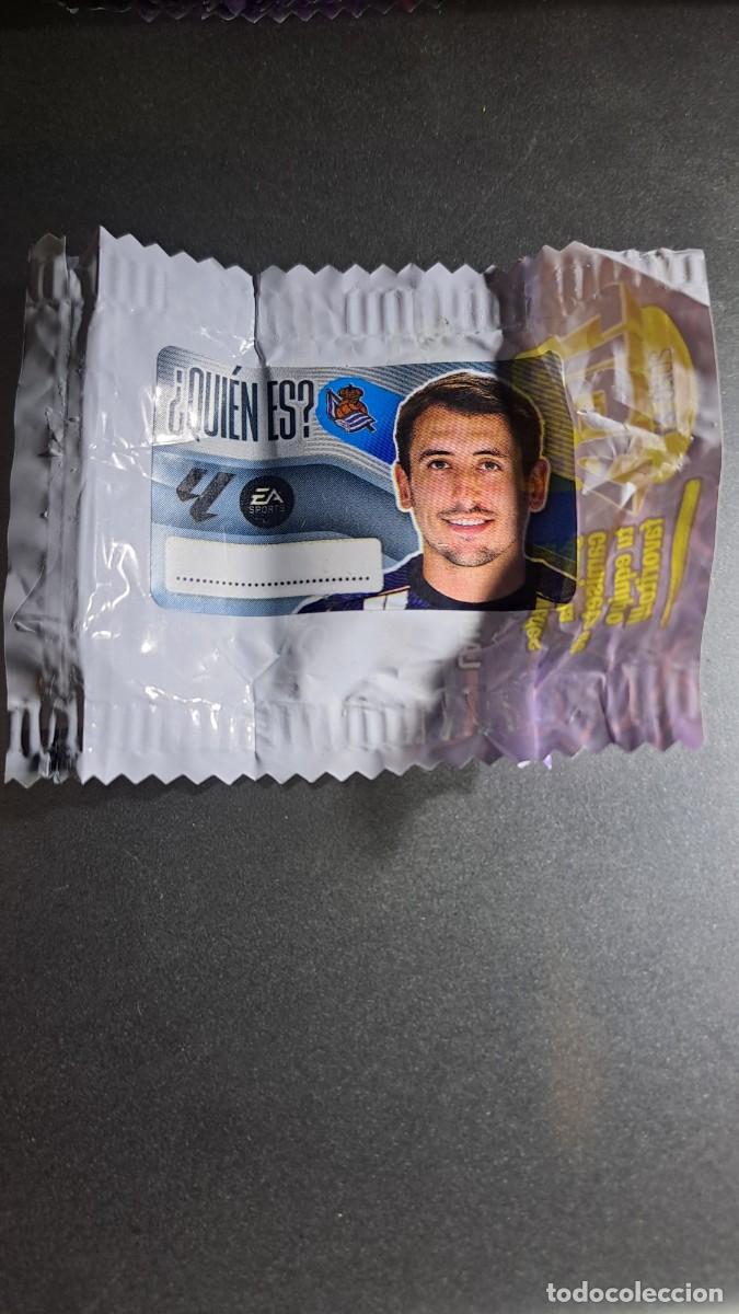 Coleccionismo cromos antiguos: CROMO OYARZABAL &iquest;QUIEN ES? REAL SOCIEDAD CHICLE LIGA 2026 2027 26 27 ESTE PANINI NUNCA PEGADO