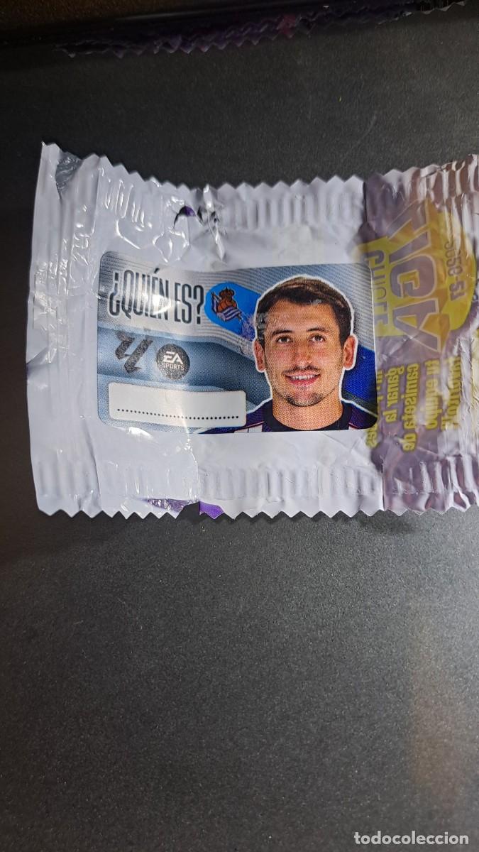 Coleccionismo cromos antiguos: CROMO OYARZABAL &iquest;QUIEN ES? REAL SOCIEDAD CHICLE LIGA 2026 2027 26 27 ESTE PANINI NUNCA PEGADO