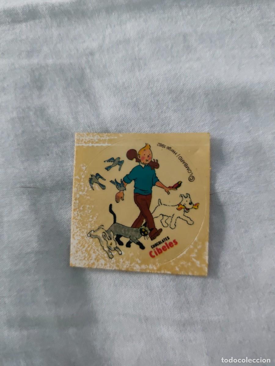 Coleccionismo cromos antiguos: TINTIN - CROMO ADHESIVO CHOCOLATES CIBELES - LOMBARD / HERGE 1982 - CROMO NUNCA PEGADO.
