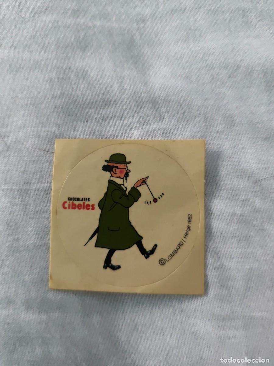 Coleccionismo cromos antiguos: TINTIN - CROMO ADHESIVO CHOCOLATES CIBELES - LOMBARD / HERGE 1982 - CROMO NUNCA PEGADO.