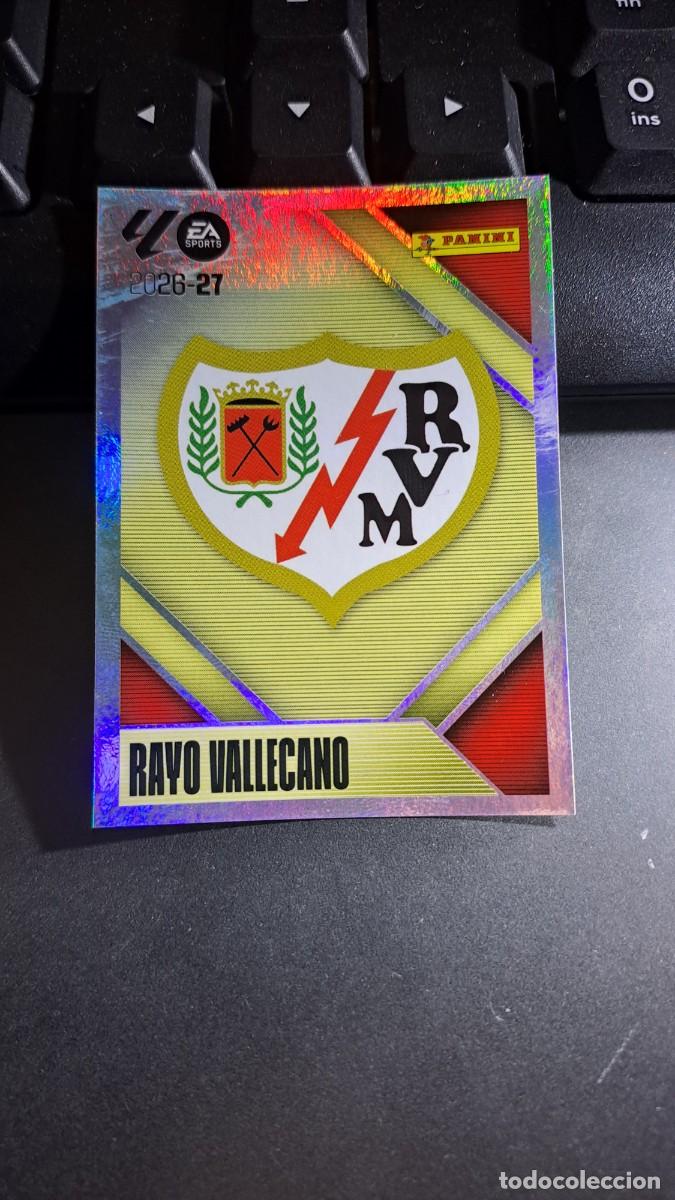 Coleccionismo cromos antiguos: CROMO ESCUDO RAYO VALLECANO 1 LIGA 2026 2027 26 27 ESTE PANINI NUNCA PEGADO