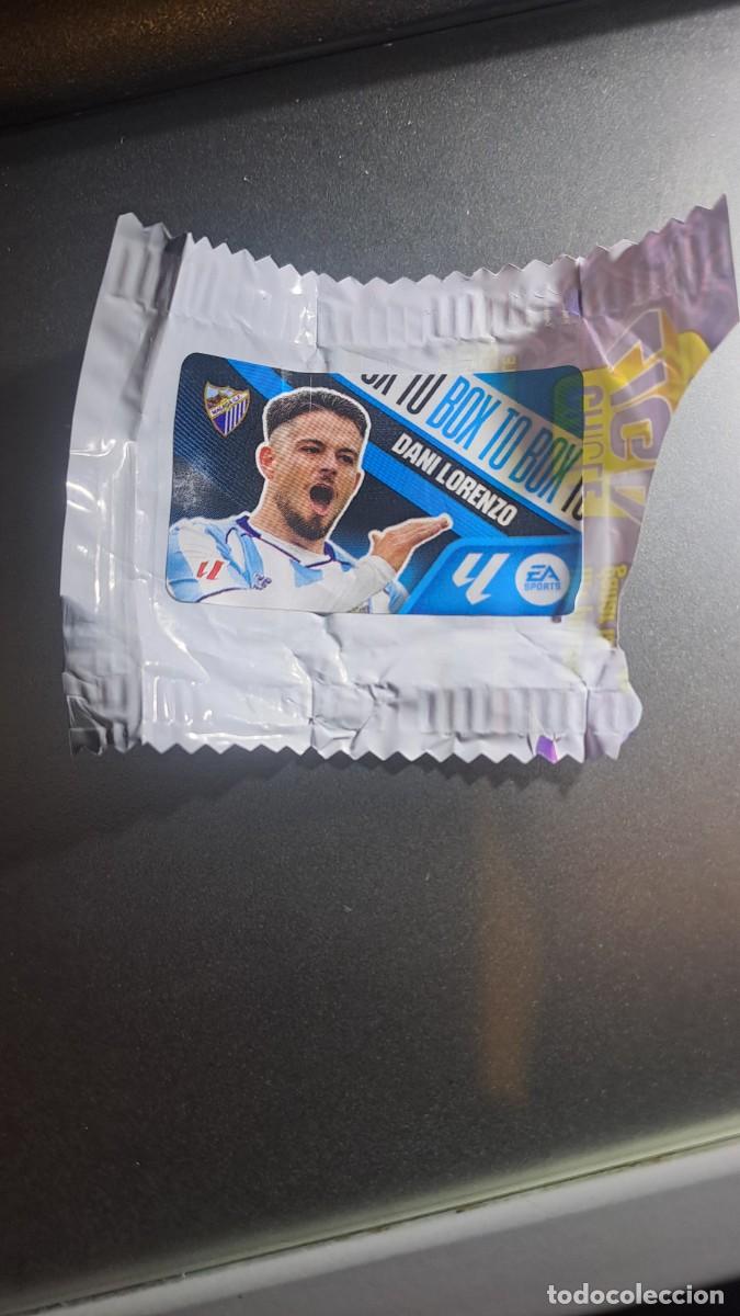 Coleccionismo cromos antiguos: CROMO DANI LORENZO BOX TO BOX MALAGA CHICLE LIGA 2026 2027 26 27 ESTE PANINI NUNCA PEGADO