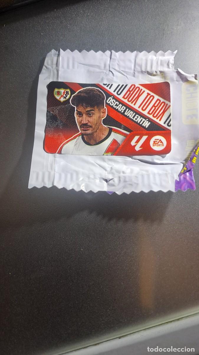Sammeln alte Sammelbilder: CROMO OSCAR VALENTIN BOX TO BOX RAYO VALLECANO CHICLE LIGA 2026 2027 26 27 ESTE PANINI NUNCA PEGADO