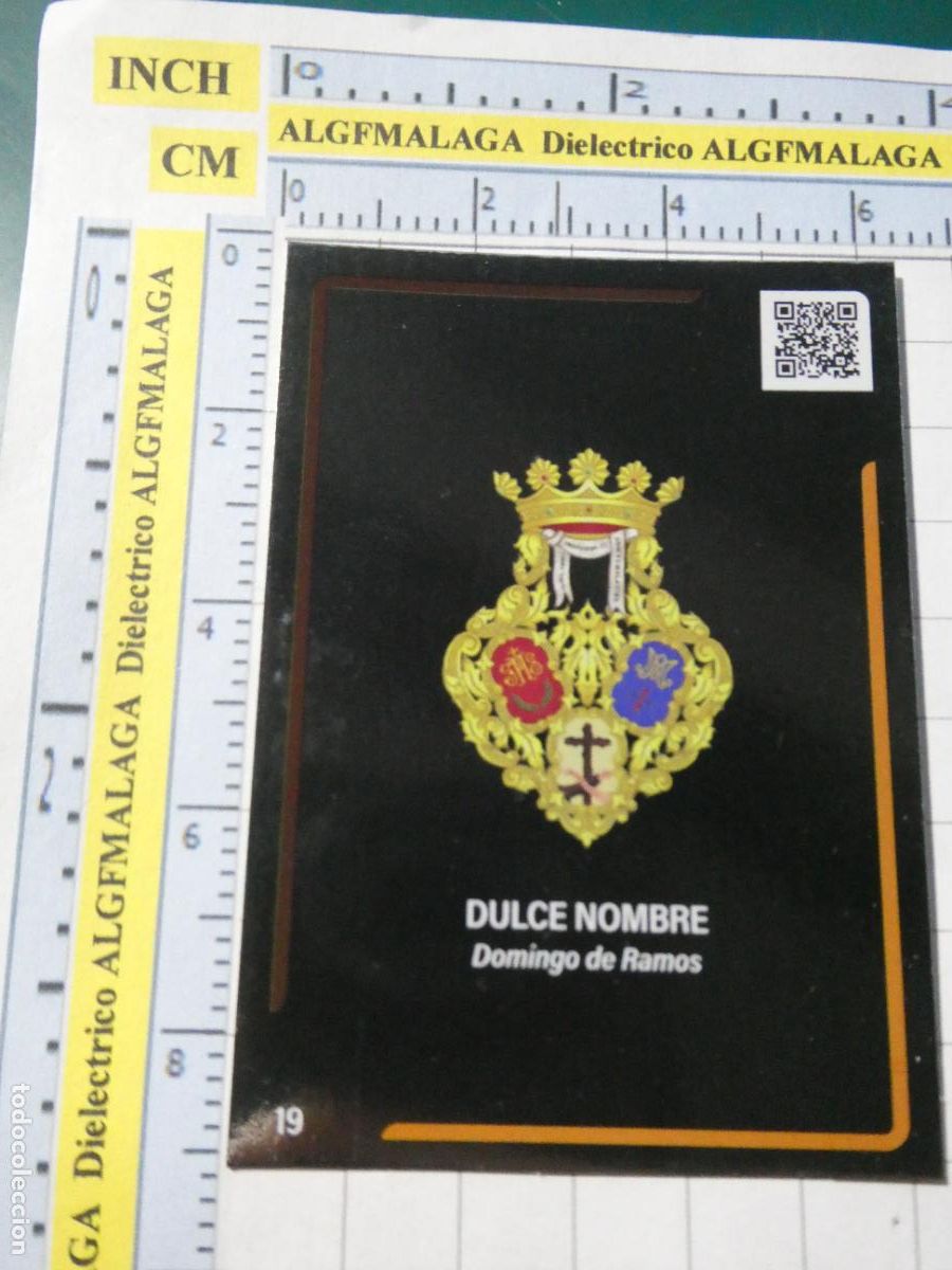 Coleccionismo cromos antiguos: CROMO TARJETA HOLY CARDS SEMANA SANTA M&Aacute;LAGA. 19 DULCE NOMBRE ESCUDO