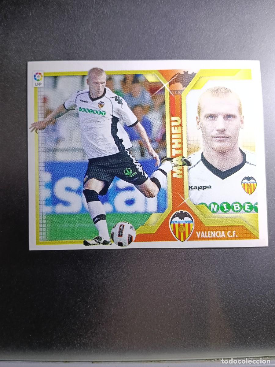 Coleccionismo cromos antiguos: CROMO MATHIEU 7 VALENCIA LIGA 11 12 2011 2012 ESTE PANINI NUNCA PEGADO