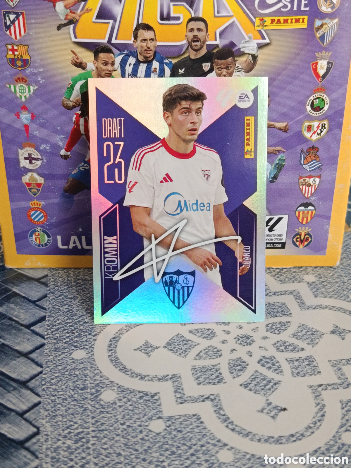 Colecionismo Cromos antigos: JUANLU SEVILLA KROMIX DRAFT 23 N&ordm; 14 LIGA ESTE 26 27 2026 2027 PANINI