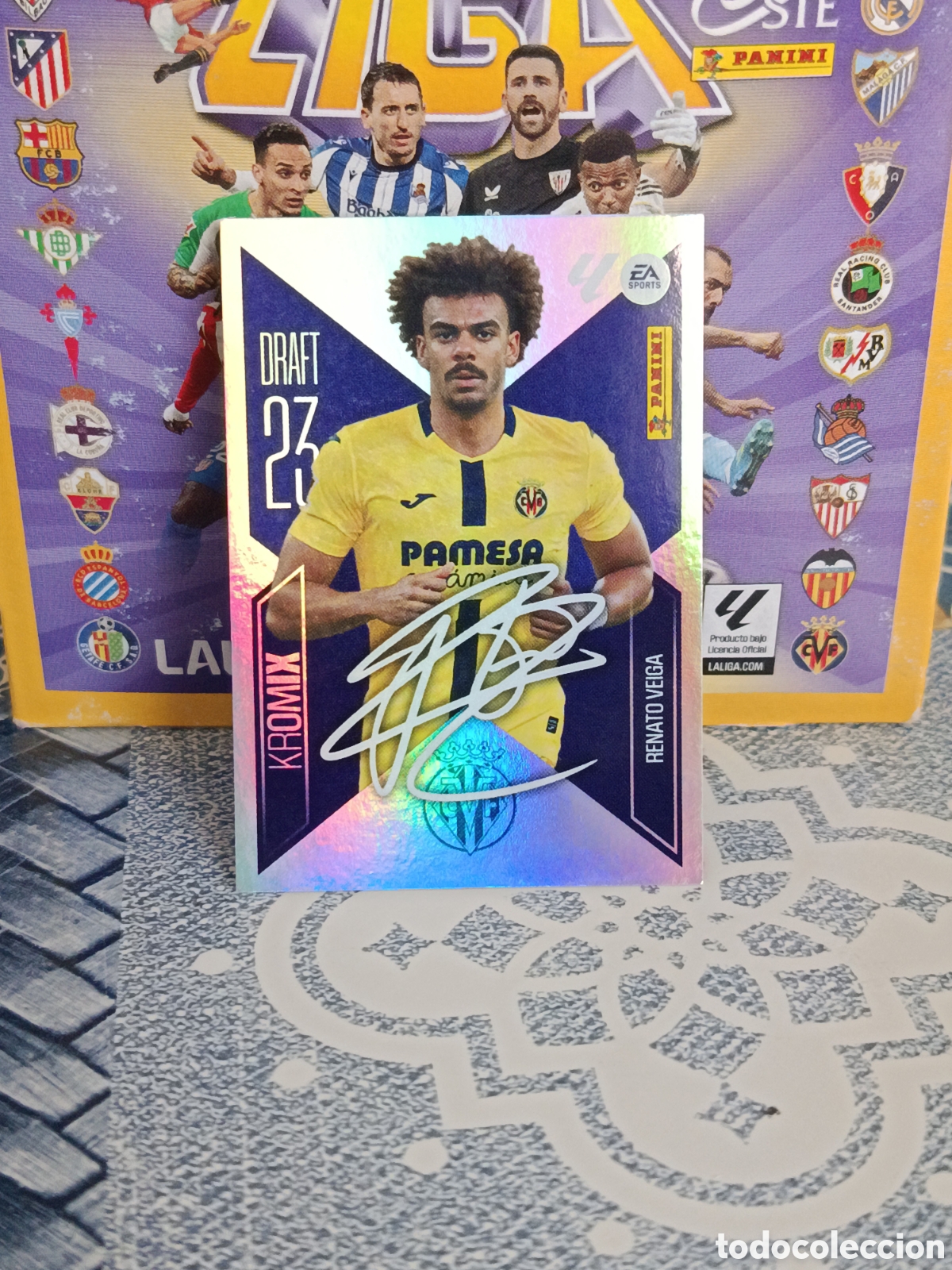 Collezionismo Figurine antiche: RENATO VEIGA VILLARREAL KROMIX DRAFT 23 N&ordm; 20 LIGA ESTE 26 27 2026 2027 PANINI