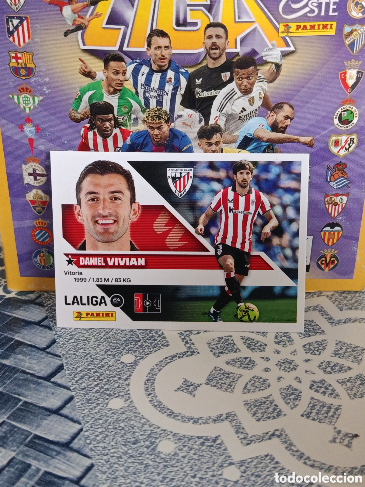 Collectionnisme Cartes &agrave; collectionner anciennes: VIVIAN ATHLETIC CLUB N&ordm; 7 LIGA ESTE 26 27 2026 2027 PANINI &rdquo;NUEVO DE SOBRE&rdquo;