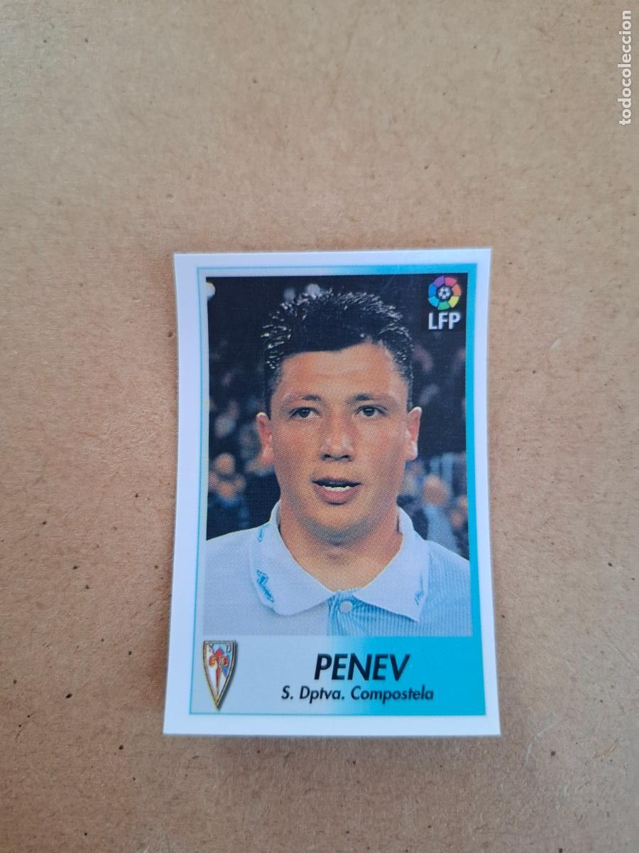 Collectionnisme Cartes &agrave; collectionner anciennes: BOLLYCAO 96 97 1996 1997 - 64 PENEV - COMPOSTELA ( TRASERA SIGUE LA LIGA ) NUNCA PEGADO