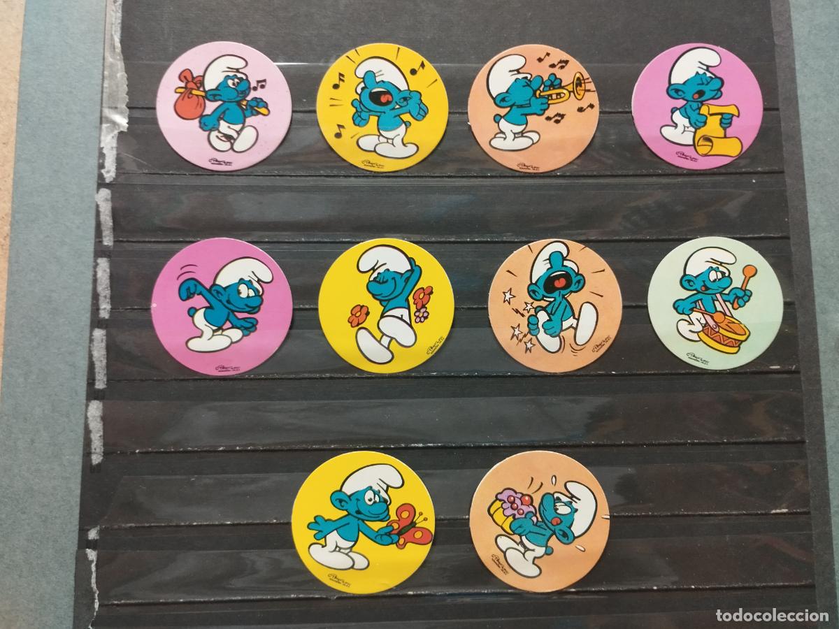 Colecionismo Cromos antigos: 10 MONEDAS Y 15 BILLETES DE PITUFETAS. BUENA CONSERVACION. ALGUN BILLETE CON LIGERA DOBLEZ CENTRAL