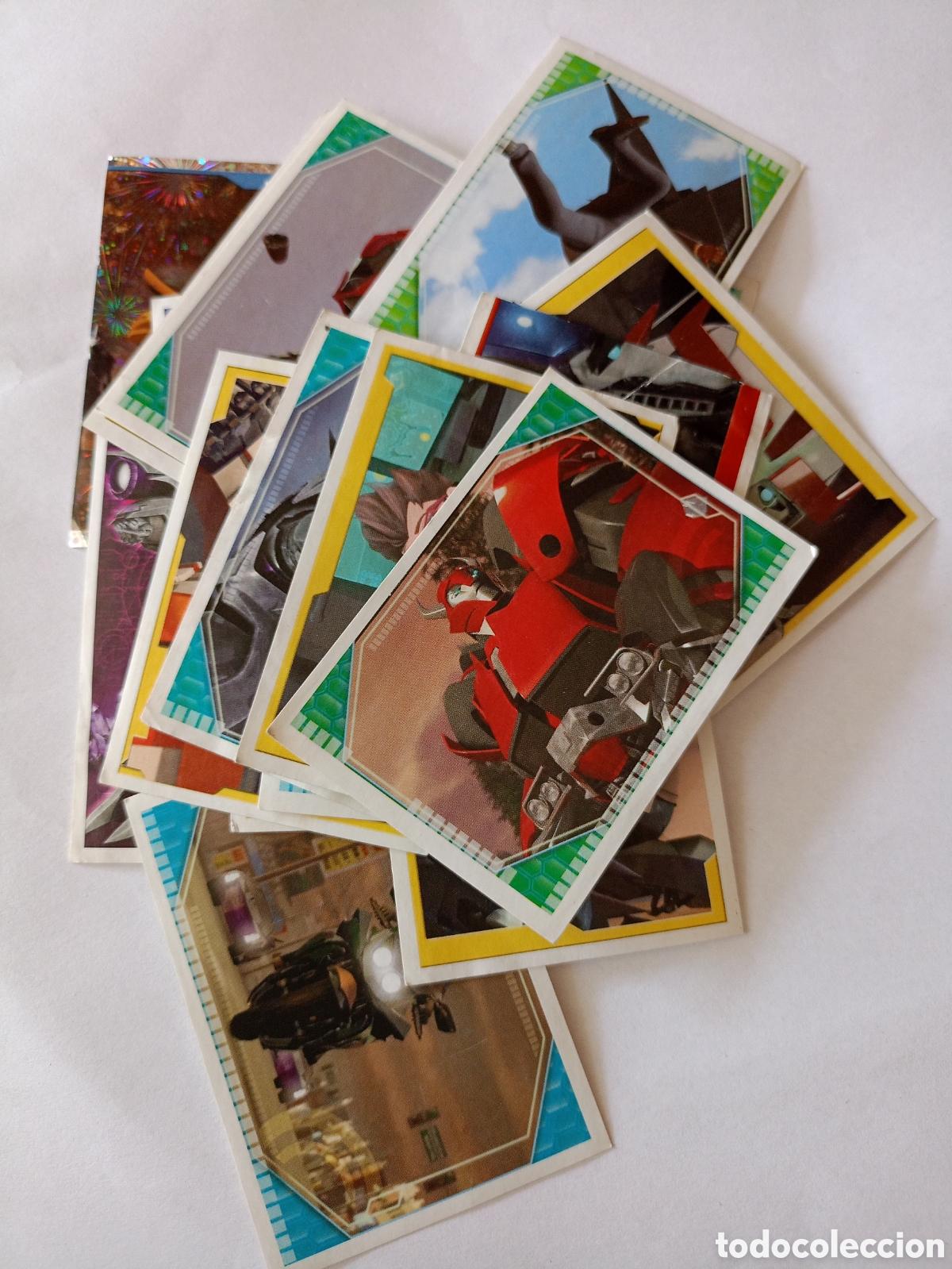 Collectionnisme Cartes &agrave; collectionner anciennes: Lote 35 cromos Transformers prime Panini