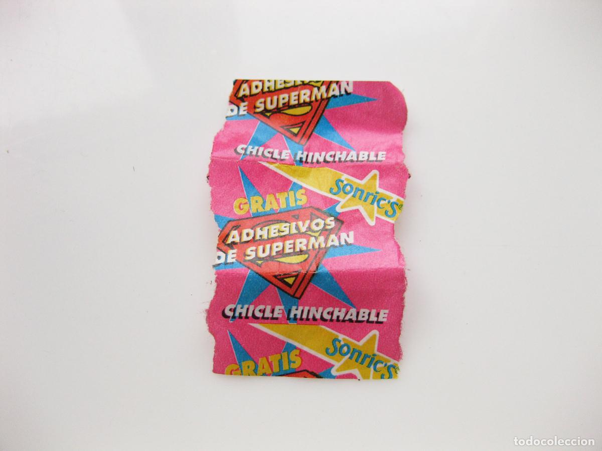 Collezionismo Figurine antiche: ENVOLTORIO DE CHICLE HINCHABLE SONRIC&acute;S ADHESIVOS SUPERMAN