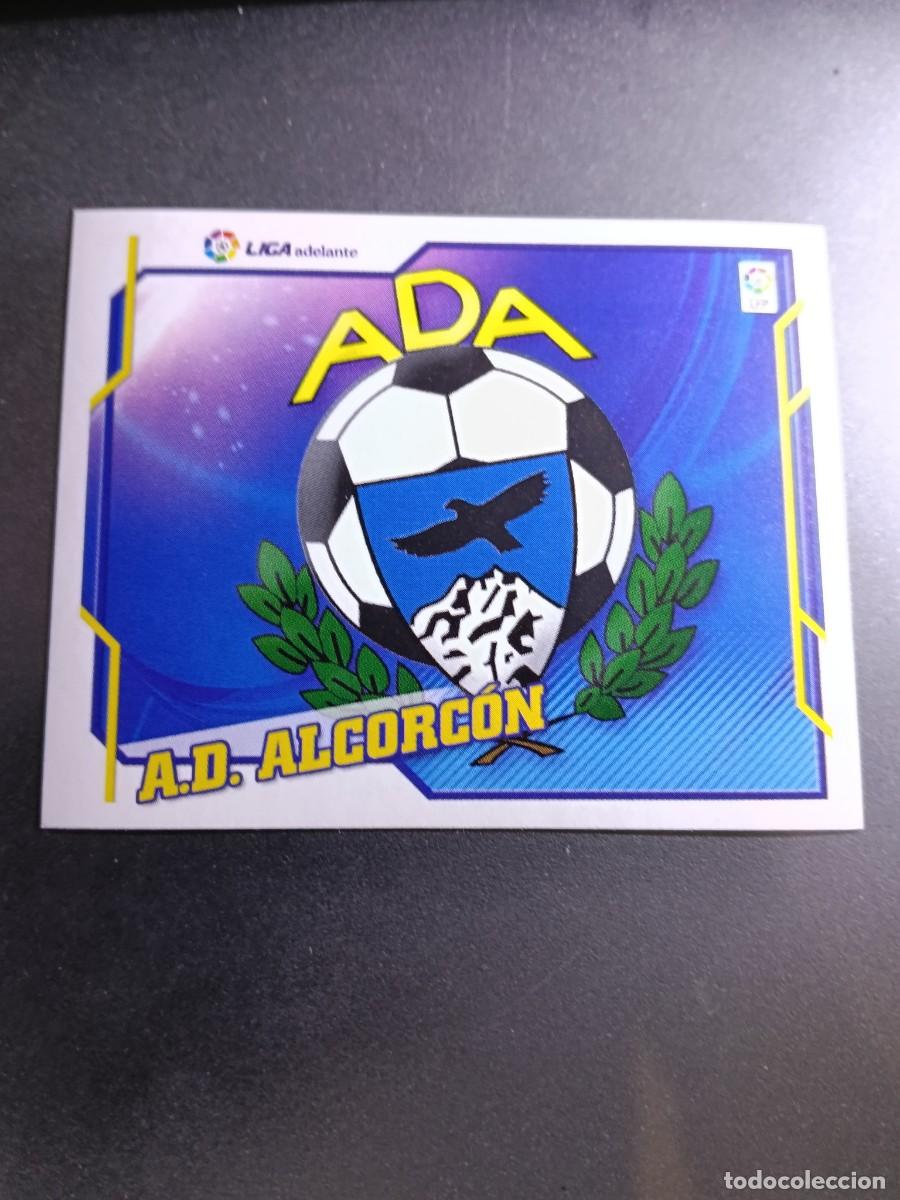 Colecionismo Cromos antigos: CROMO ESCUDO ALCORCON 2&ordf; SEGUNDA DIVISION LIGA 2010 2011 10 11 ESTE PANINI NUNCA PEGADO