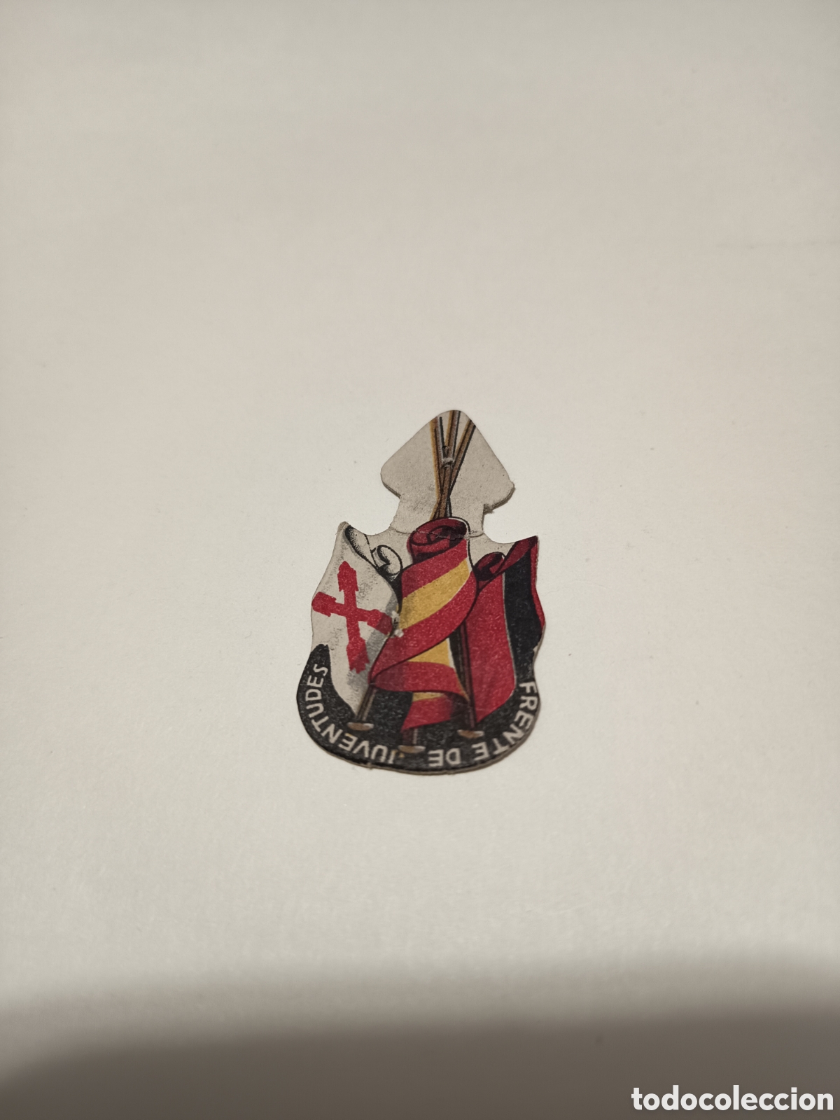 Collectable Antique Stickers: Emblema frente juventudes banderas falange