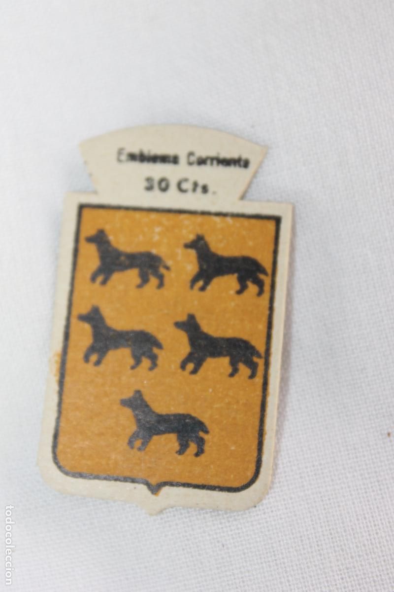 Collectable Antique Stickers: EMBLEMA AUXILIO SOCIAL APELLIDO ANDRADE N&ordm; 135