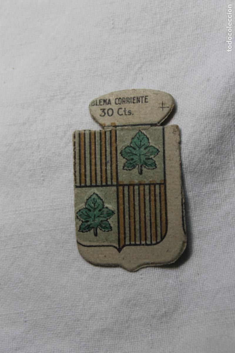 Coleccionismo cromos antiguos: EMBLEMA AUXILIO SOCIAL FIGUERAS N&ordm; 15