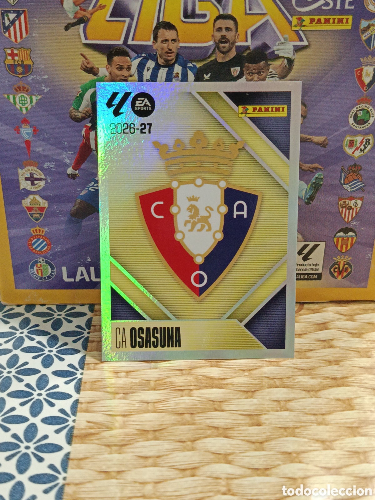 Coleccionismo cromos antiguos: ESCUDO OSASUNA N&ordm; 1 LIGA ESTE 26 27 2026 2027 PANINI