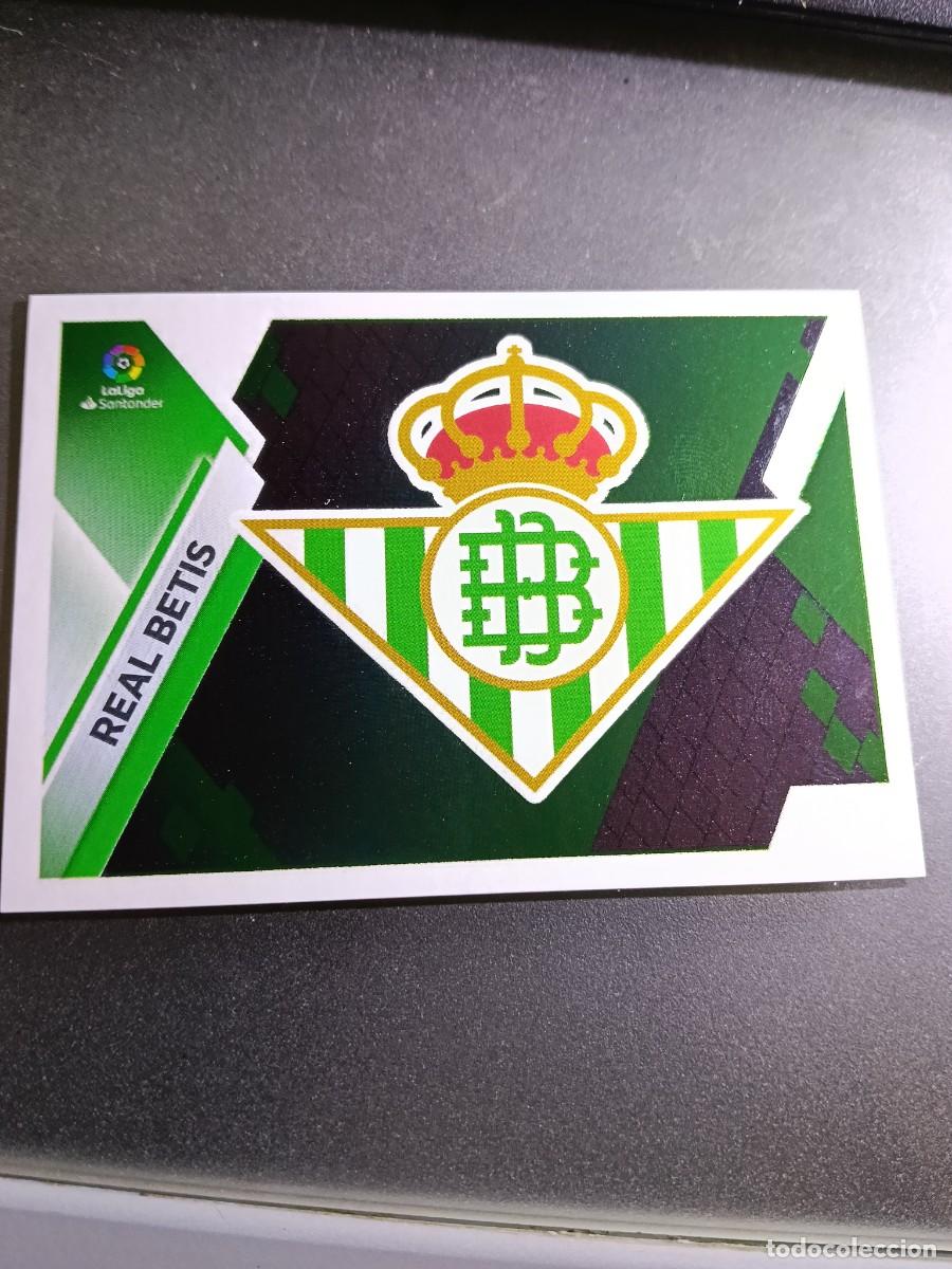 Coleccionismo cromos antiguos: CROMO ESCUDO BETIS 9 LIGA 2019 2020 19 20 ESTE PANINI NUNCA PEGADO