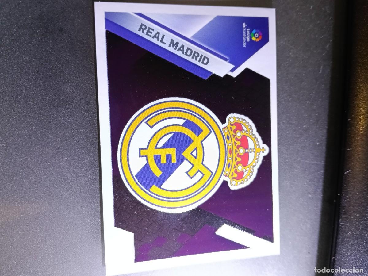 Coleccionismo cromos antiguos: CROMO ESCUDO REAL MADRID 25 LIGA 2019 2020 19 20 ESTE PANINI NUNCA PEGADO