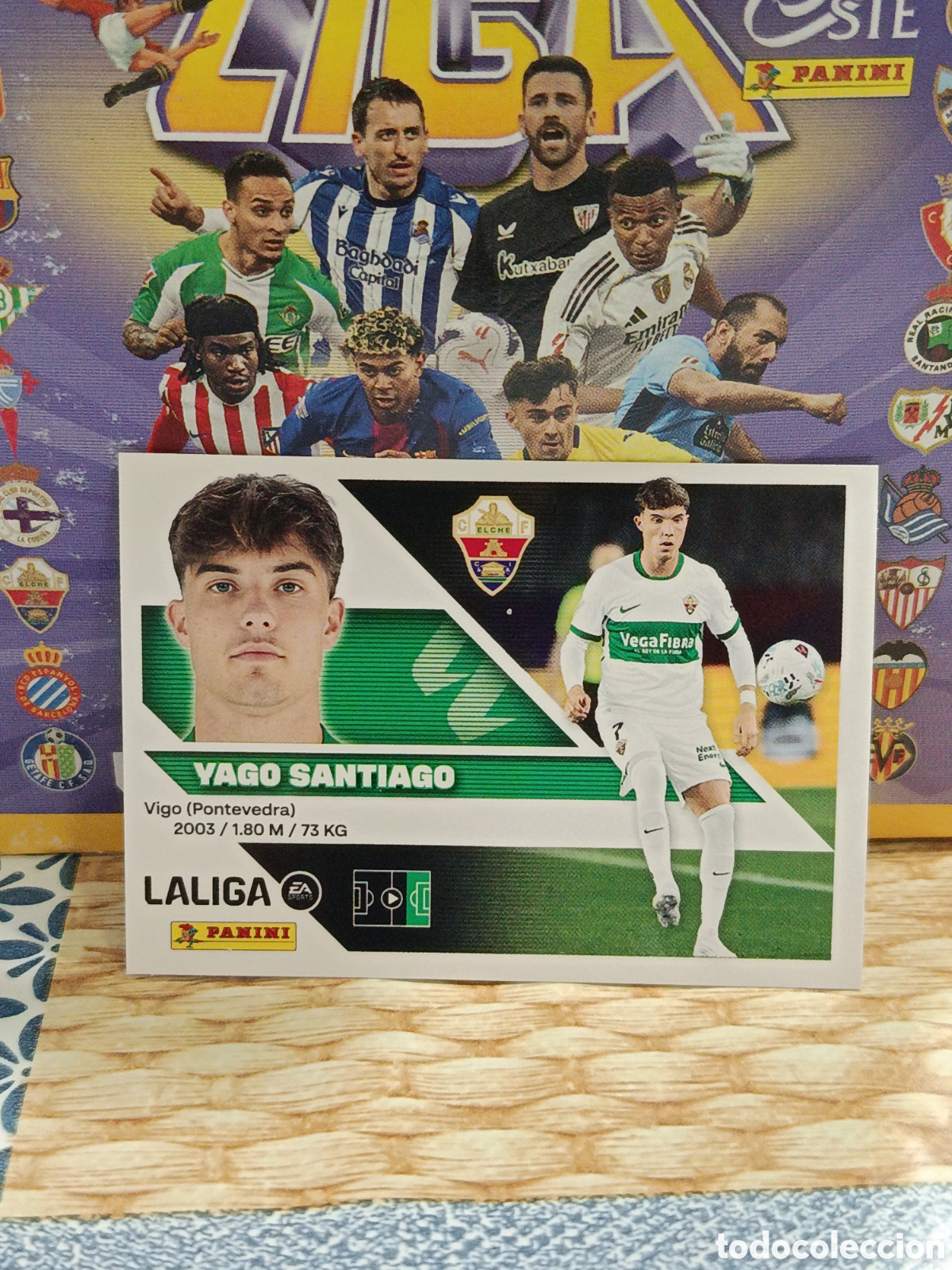 Coleccionismo cromos antiguos: YAGO SANTIAGO ELCHE N&ordm; 20 LIGA ESTE 26 27 2026 2027 PANINI