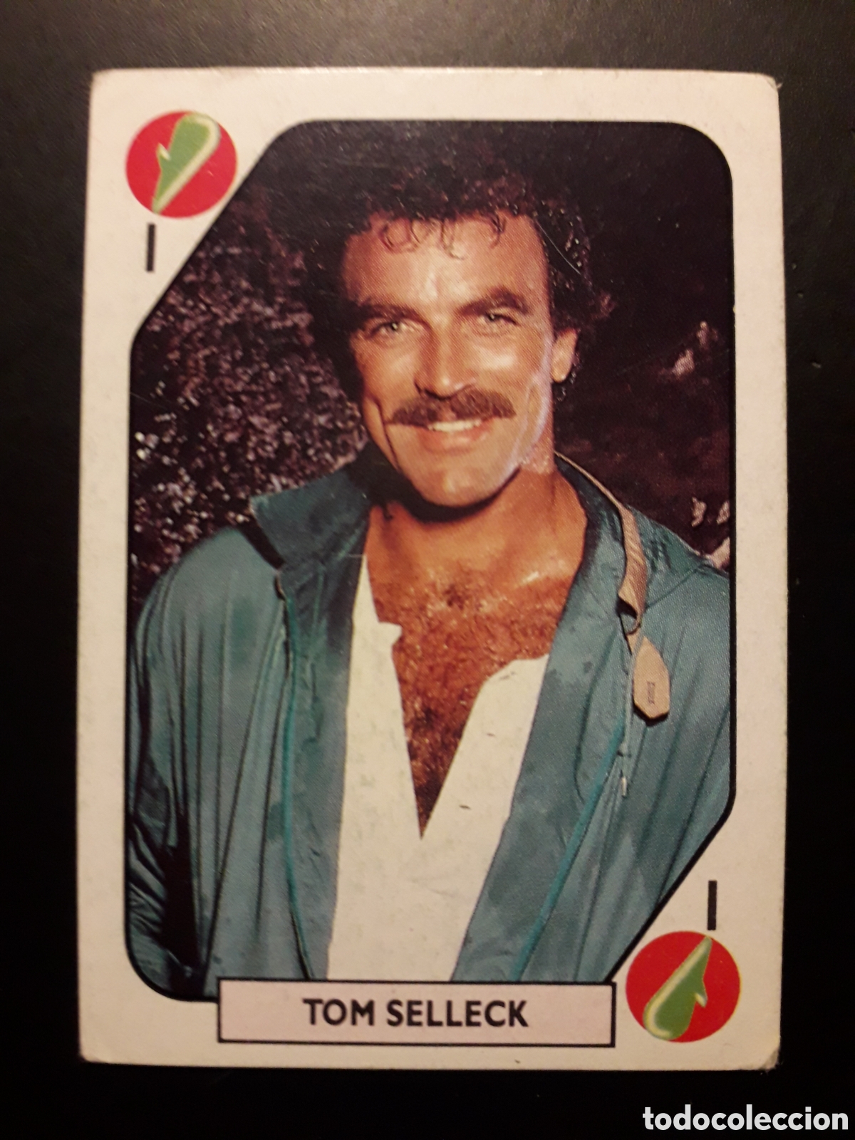Coleccionismo cromos antiguos: TOM SELLECK, TELE BANCO POP TRASERA ROJA 1988. SIN PEGAR PEDIDO M&Iacute;NIMO 3&euro;