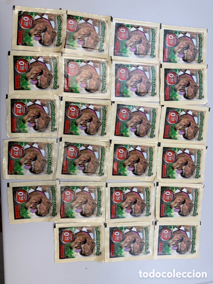Coleccionismo cromos antiguos: Lote 23 sobres sin abrir de cromos dinosaurios de Marca