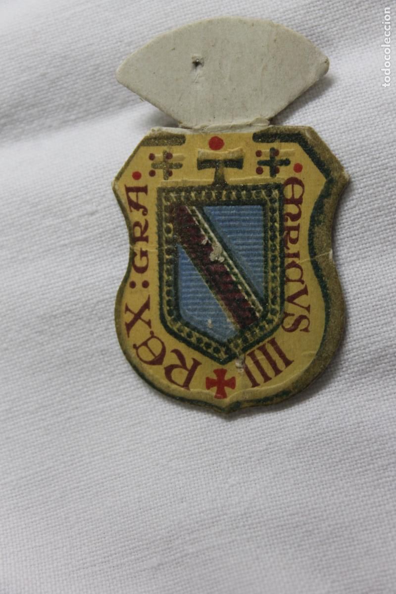 Coleccionismo cromos antiguos: EMBLEMA AUXILIO SOCIAL ARMAS ENRIQUE IV N&ordm; 4