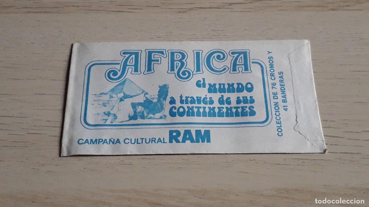 Coleccionismo cromos antiguos: Sobre con cromos y sin abrir, Album Africa el mundo a trav&eacute;s de sus Continentes, promo Ram, a&ntilde;os 70.