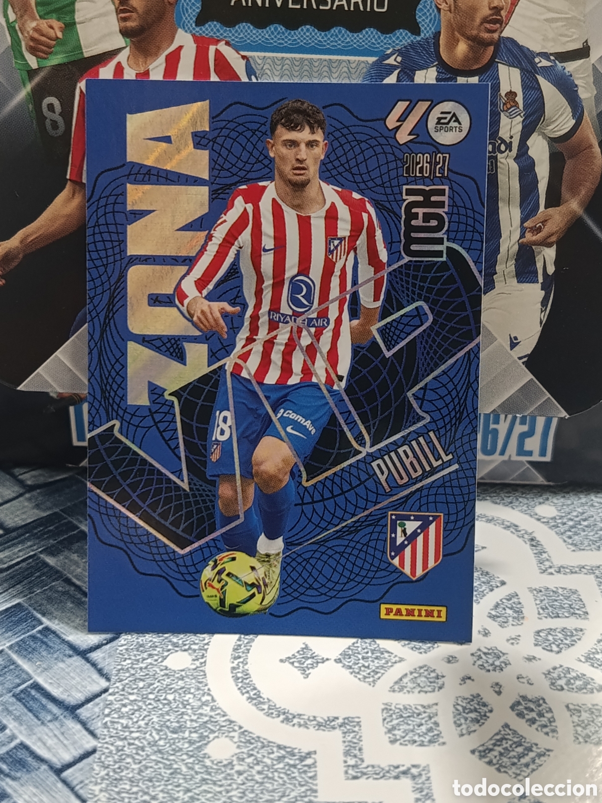 Collezionismo Figurine antiche: PUBILL ATLETICO DE MADRID ZONA VIP 404 LIGA MGK 26 27 2026 2027 PANINI