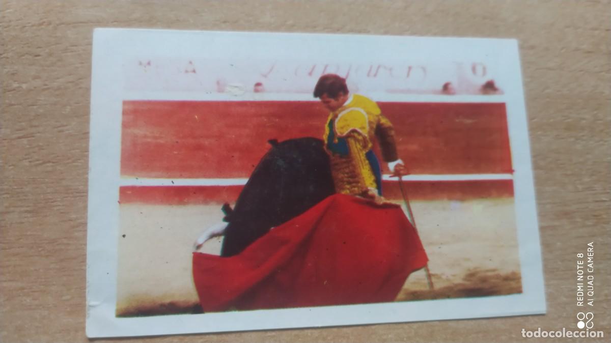Coleccionismo cromos antiguos: GRANDES FIGURAS DEL TOREO 112 PASE EN REDONDO EL CORDOBES CHOCOLATES DULCINEA F