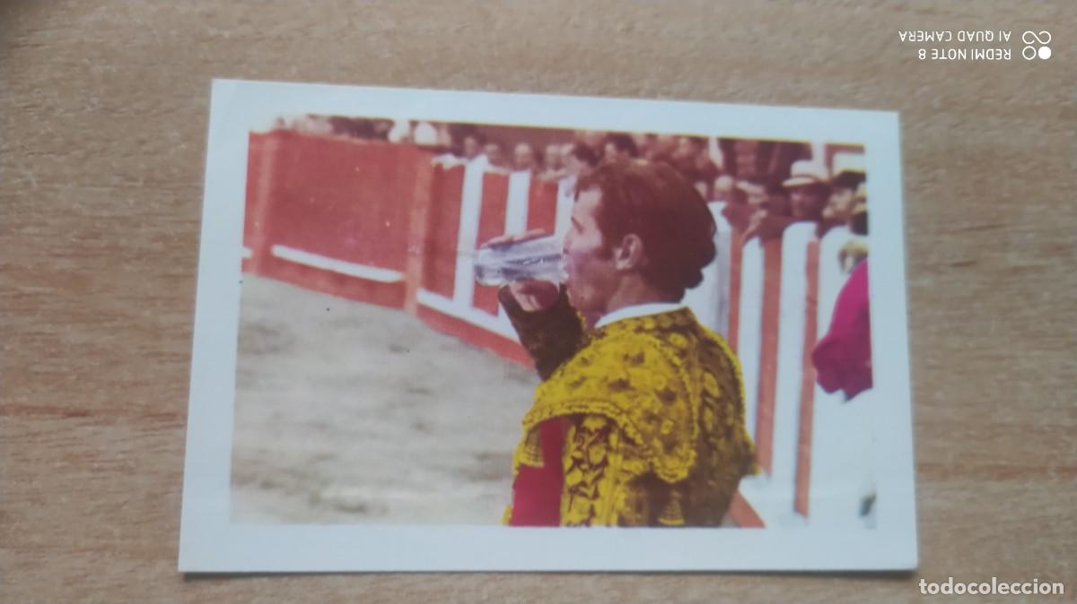 Coleccionismo cromos antiguos: GRANDES FIGURAS DEL TOREO 70 REFRESCANDO EL CORDOBES CHOCOLATES DULCINEA F