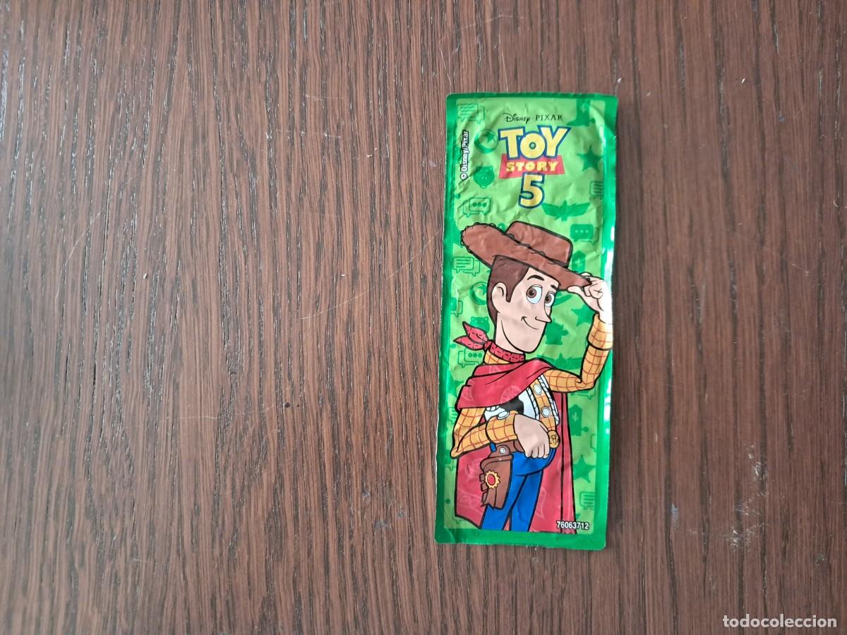 Coleccionismo cromos antiguos: cromo envoltorio, palitos con queso, toy story 5, disney.
