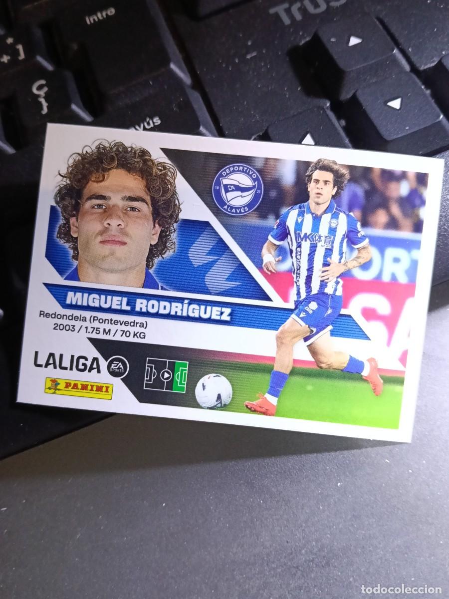 Coleccionismo cromos antiguos: CROMO MIGUEL RODR&Iacute;GUEZ 44 FICHAJE 44 &Uacute;LTIMOS FICHAJES 44 ALAVES LIGA 2026 2027 26 27 ESTE PANINI