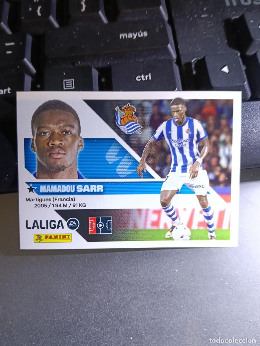 Coleccionismo cromos antiguos: CROMO SARR 43 FICHAJE 43 &Uacute;LTIMOS FICHAJES 43 REAL SOCIEDAD LIGA 2026 2027 26 27 ESTE PANINI NUNCA PE